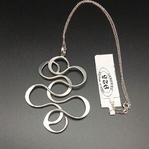 Stylish Silver Infinity Pendant Necklace
